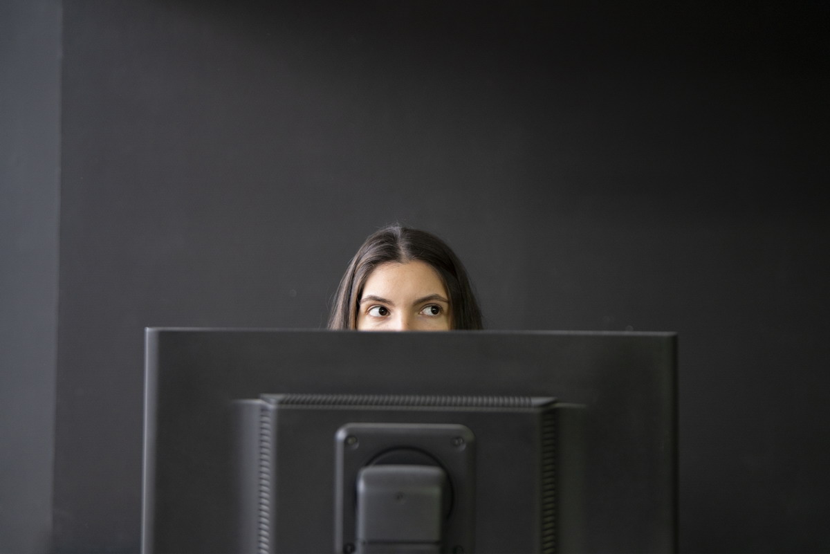La Fine della Privacy: Come Abbiamo Ceduto i Nostri Dati per Comodità
