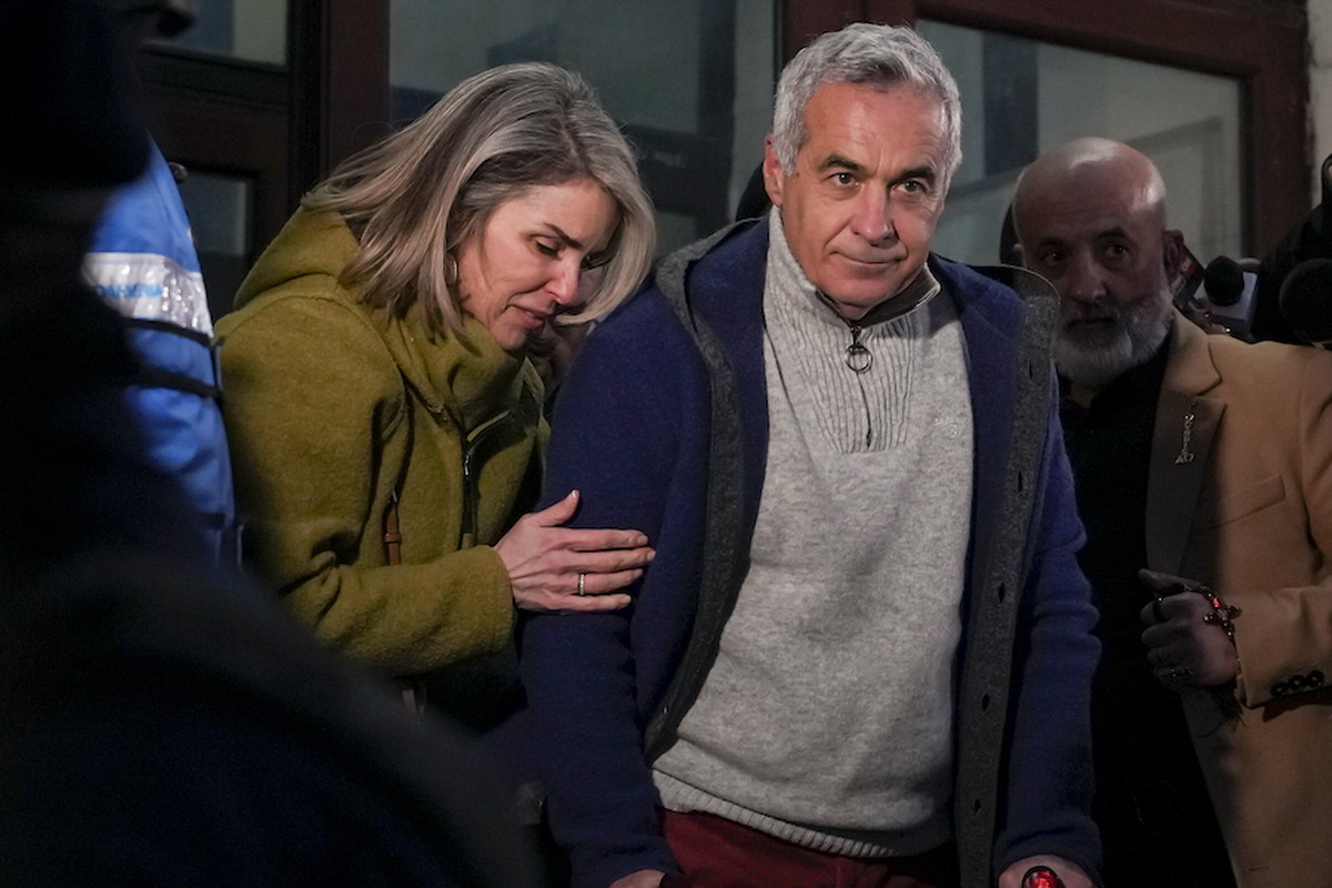 Romania, un passato che ritorna tra arresti eccellenti e tensioni geopolitiche