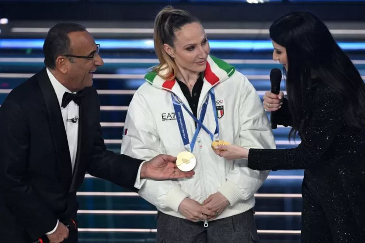 "Mamma d’oro": la polemica che non c’era, fabbricata da chi ne aveva bisogno